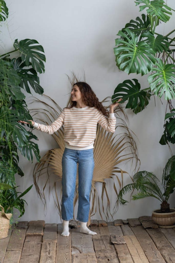 how to grow giant monstera leaves